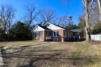 11 Kendrick St in Sumter, SC - Building Photo - Building Photo