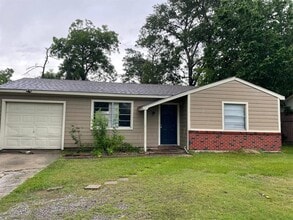 4827 Bethany Ln in Houston, TX - Building Photo - Building Photo