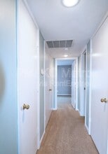 11224 Nieman Rd in Overland Park, KS - Building Photo - Building Photo