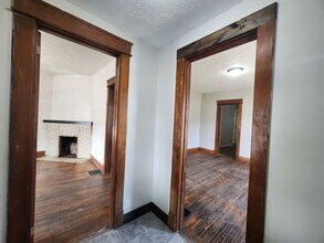 1018 6th Ave in Terre Haute, IN - Building Photo - Building Photo