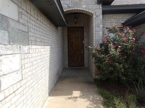 811 Acadia Ct in Tolar, TX - Building Photo - Building Photo