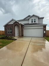 100 Camargue Dr in Hutto, TX - Building Photo - Building Photo
