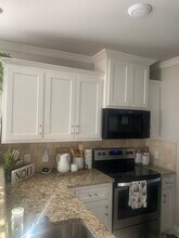 106 Beech St, Unit Room 2 in Farmersville, TX - Foto de edificio - Building Photo