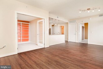 888 N Quincy St in Arlington, VA - Building Photo - Building Photo