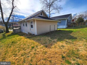 412 Paradise Rd in Riva, MD - Building Photo - Building Photo