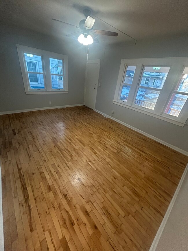 40 Moulson St, Unit 40 Moulson St in Rochester, NY - Foto de edificio - Building Photo