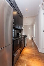 338 E 100th St in New York, NY - Building Photo - Building Photo
