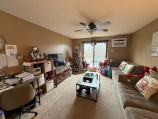 139 King St-Unit -204 in Franklin, MA - Building Photo - Building Photo