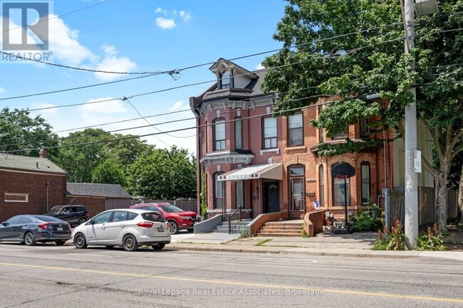 property at 153 Bay St N