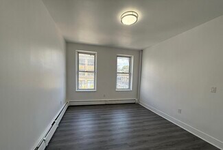 3469 John F. Kennedy Blvd in Jersey City, NJ - Building Photo - Building Photo