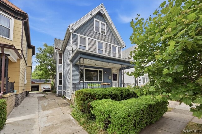 property at 304 W Delavan Ave