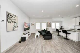 7706 Caspian Rnch Dr in Arcola, TX - Building Photo - Building Photo