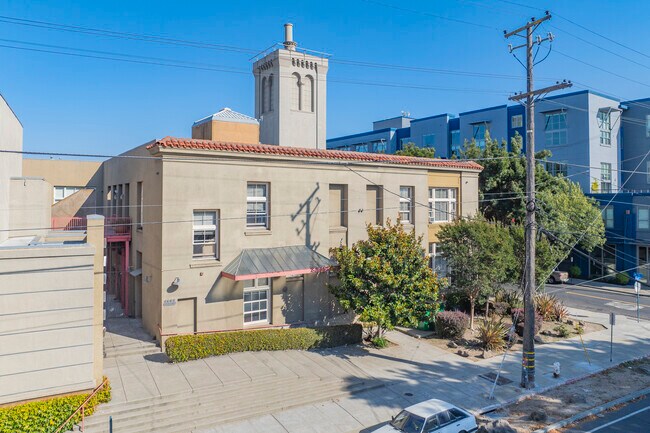 Bakery Lofts in Emeryville, CA - Building Photo - Building Photo