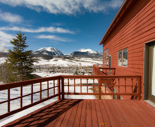 property at 1228 Palmers Dr