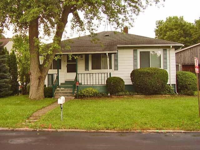 property at 1308 Jewett Ave