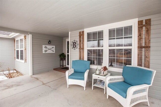 4048 Jacob Cole Ct in Manhattan, KS - Building Photo - Building Photo