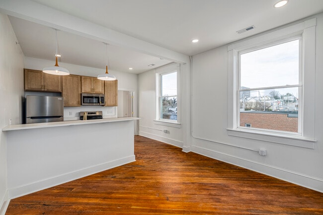 The Humbles Building in Lynchburg, VA - Building Photo - Interior Photo