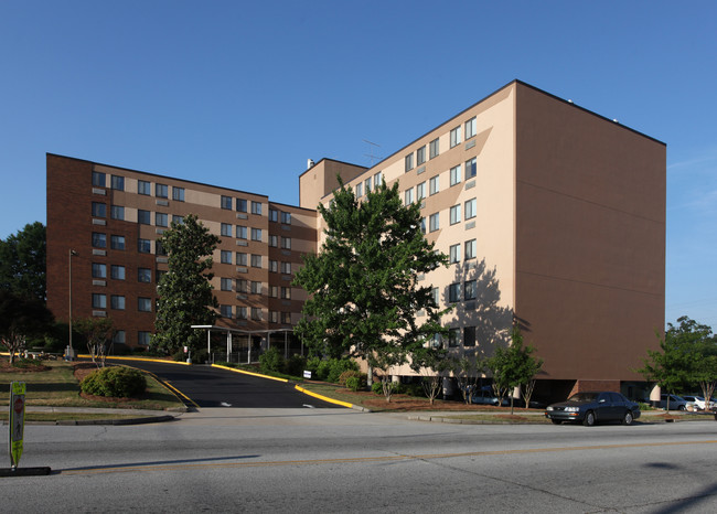 Covington Square Apartments in Covington, GA - Building Photo - Building Photo