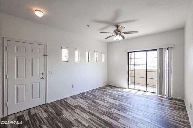 3434 E Baseline Rd, Unit Cute 2bed/2bath in Phoenix, AZ - Building Photo - Building Photo