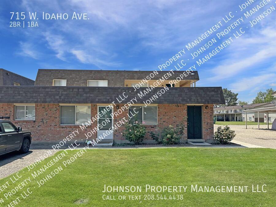 715 W Idaho Ave in Meridian, ID - Building Photo