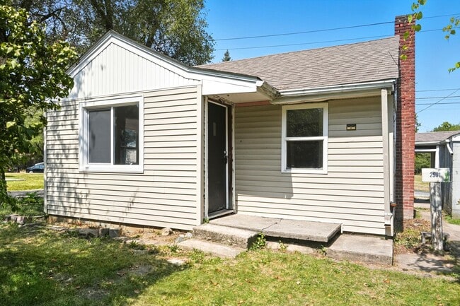 property at 2901 Pittsburg St