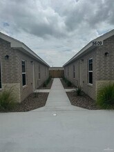 5609 Nightingale Ave in McAllen, TX - Building Photo - Building Photo