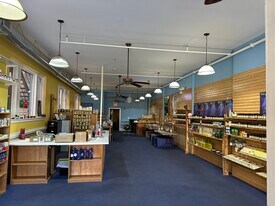 135 S Garnett St, Unit Retail Unit in Henderson, NC - Building Photo