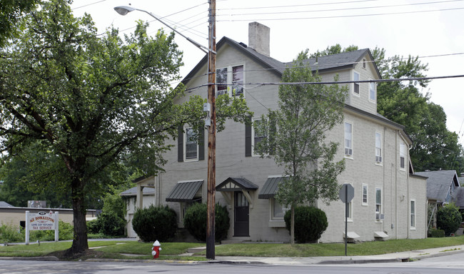 1529 Springfield Pike in Cincinnati, OH - Foto de edificio - Building Photo