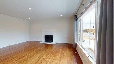 700 N Humboldt St in San Mateo, CA - Building Photo - Building Photo