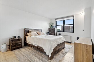 380 Mountain Rd in Union City, NJ - Building Photo - Building Photo