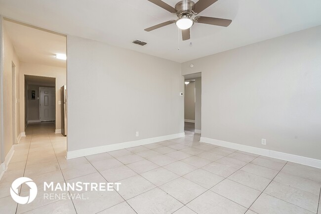 4423 73rd St N in St. Petersburg, FL - Building Photo - Building Photo