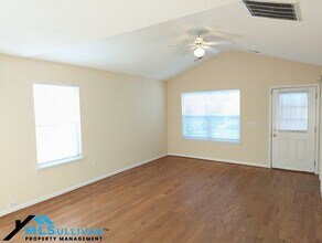 5015 Silhouette Dr in Durham, NC - Building Photo - Building Photo