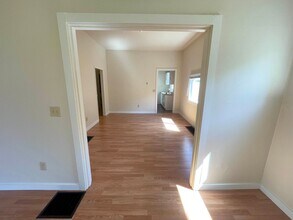 713-715-715 NE Jarrett St in Portland, OR - Building Photo - Building Photo