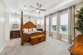 21902 Lake Whitney Ct in Porter, TX - Foto de edificio - Building Photo