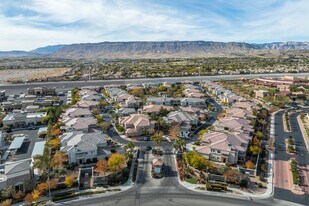 Desert Inn Estates in Las Vegas, NV - Building Photo - Building Photo