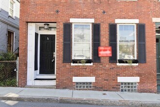 31 Division St, Unit 3 in Chelsea, MA - Building Photo - Building Photo