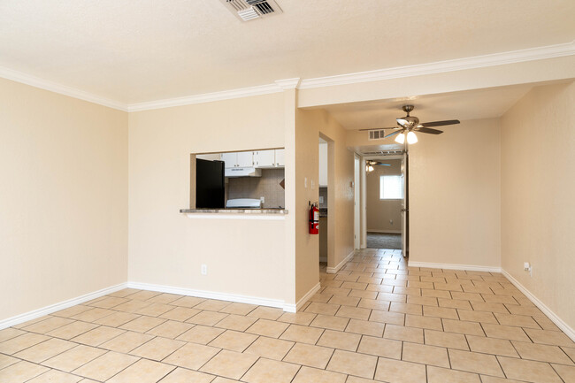 Vista del Sol in Carlsbad, NM - Foto de edificio - Interior Photo