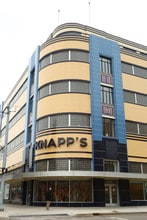 Knapp's Centre Apartments in Lansing, MI - Building Photo - Building Photo