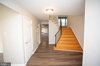 1016 Eagle Ln in Cherry Hill Township, NJ - Building Photo - Building Photo
