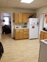 19 W Abington Ave in Philadelphia, PA - Building Photo - Building Photo