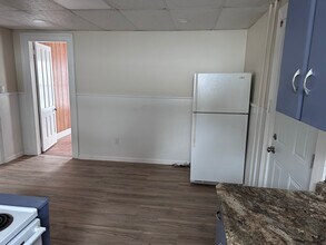 11 Westcott St in Norwich, NY - Foto de edificio - Building Photo