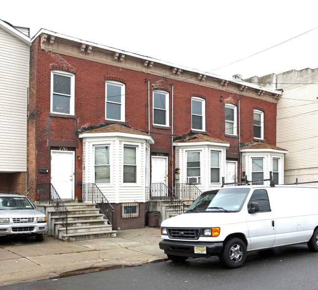 176-178 Catherine St in Elizabeth, NJ - Building Photo - Building Photo