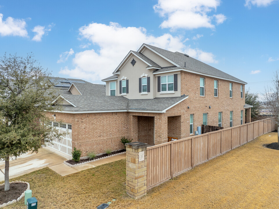 Pioneer Point in Round Rock, TX - Foto de edificio