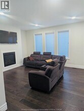 1584 Bowler Dr in Windsor, ON - Building Photo - Building Photo