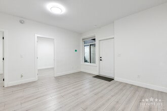 11859-11892 92 Ave in Delta, BC - Building Photo - Building Photo