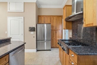 7 Worthington St, Unit 2 in Boston, MA - Foto de edificio - Building Photo
