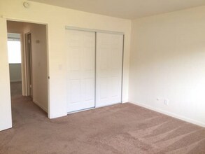 1846 Primavera Dr in Santa Rosa, CA - Building Photo - Building Photo