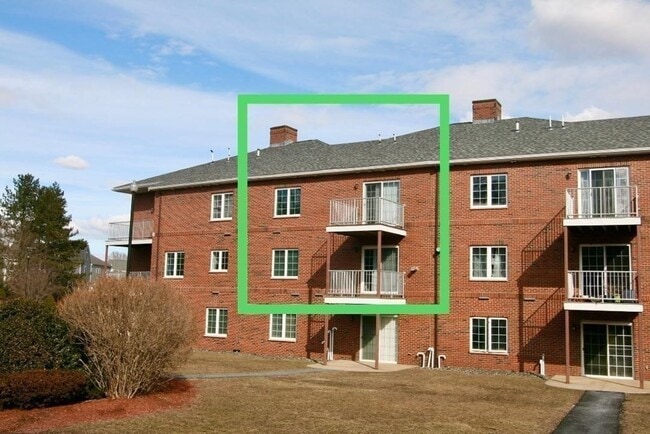 property at 7 Conant Rd