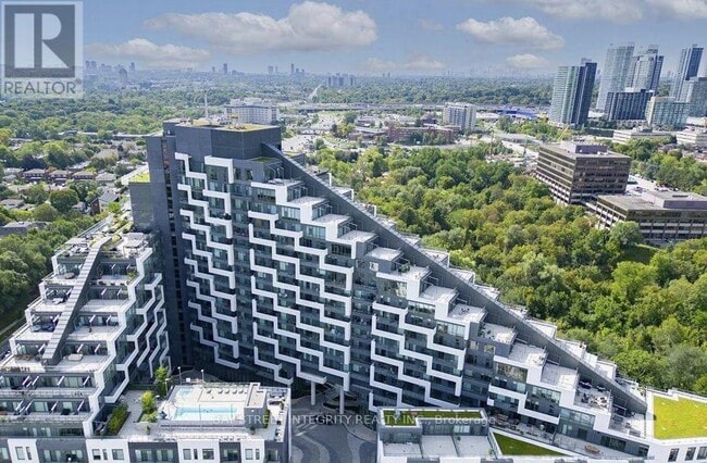 25 Adra Grado Way in Toronto, ON - Building Photo - Building Photo