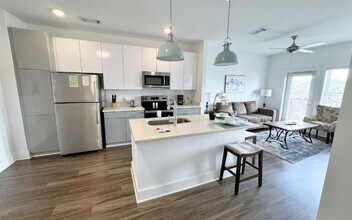 660 Ralph McGill Blvd NE in Atlanta, GA - Building Photo - Building Photo